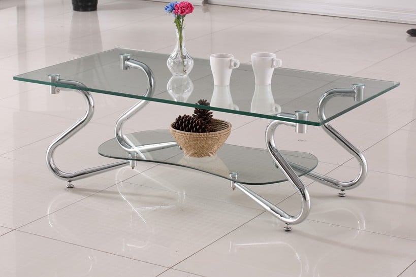 השולחן עשוי זכוכית מחוסמת משולבת ניקל. השולחן כולל 2 מגשי זכוכית שקופה בעיצוב מודרני וצעיר.
רמת גימור גבוהה ביותר.